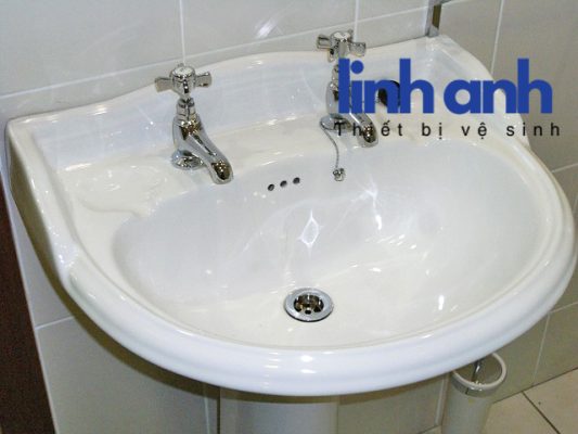 Chậu lavabo chống bám bẩn